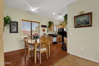Photo #6: 7030383 Listing