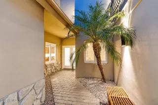 Photo #2: 7030430 Listing