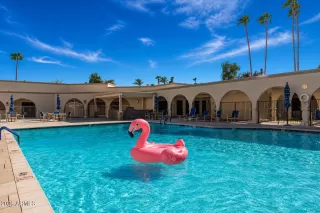 Photo #4: 7030526 Listing