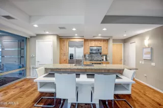 Photo #5: 7030664 Listing