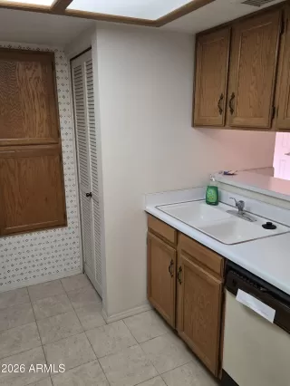 Photo #3: 7030748 Listing