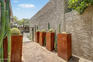 Photo #2: 7030752 Listing 