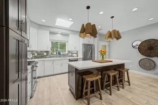 Photo #6: 7030752 Listing 