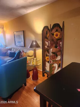 Photo #6: 7031106 Listing 