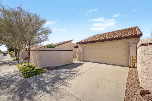 MLS: 7031159 Condo For Sale