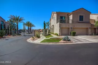 More Details about MLS # 7031176 : 7514 E EARLL DRIVE 39#39