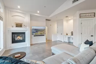 Photo #3: 7031378 Listing