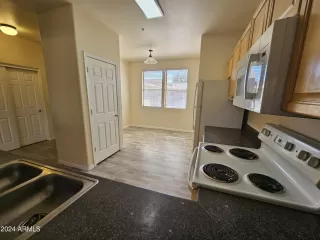 Photo #3: 7031500 Listing 