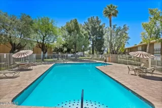 Photo #2: 7031575 Listing 