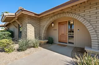 Photo #5: 7031610 Listing 
