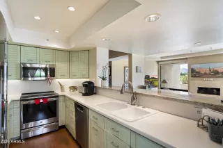 Photo #3: 7031622 Listing 