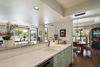 Photo #4: 7031622 Listing 