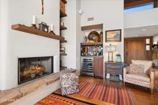 Photo #4: 7031864 Listing