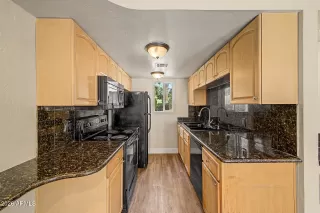 Photo #3: 7031965 Listing