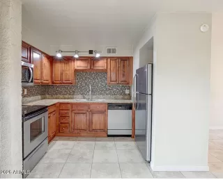 Photo #4: 7031997 Listing 