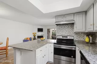 Photo #3: 7032076 Listing 