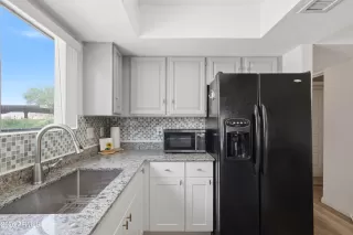 Photo #4: 7032076 Listing 