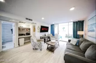 Photo #4: 7032333 Listing 