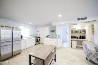 Photo #5: 7032333 Listing 