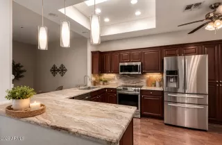 Photo #6: 7032429 Listing