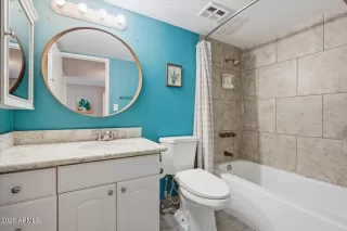 Photo #6: 7032523 Listing