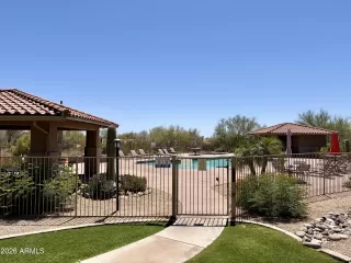 Photo #4: 7032667 Listing