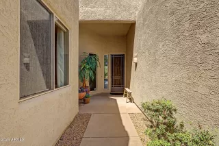 Photo #4: 7032833 Listing