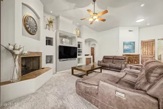Photo #5: 7032833 Listing