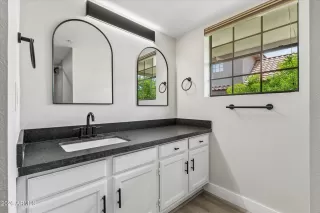 Photo #3: 7032953 Listing 