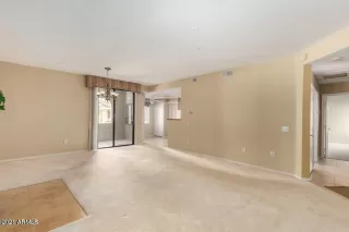 Photo #6: 7033292 Listing