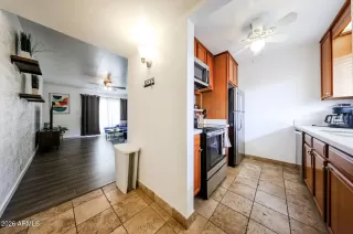 Photo #5: 7033343 Listing