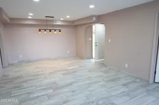 Photo #5: 7033554 Listing