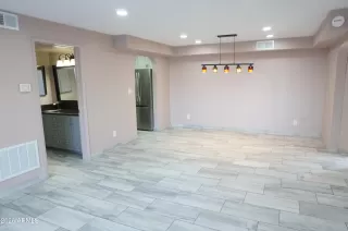 Photo #6: 7033554 Listing