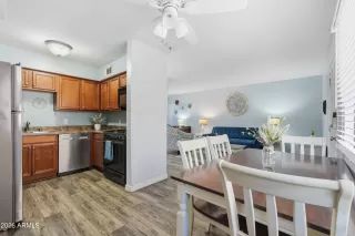 Photo #4: 7033555 Listing