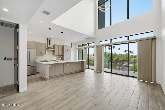 MLS: 7033613 Condo For Sale