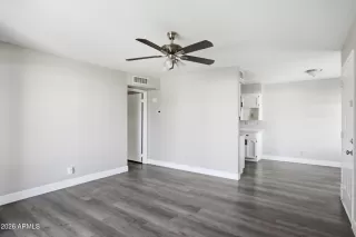 Photo #5: 7033780 Listing