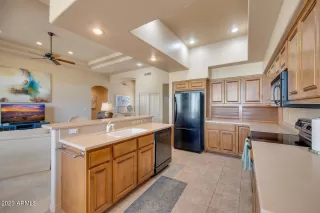 Photo #3: 7033799 Listing