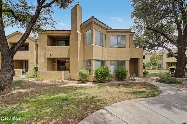 MLS: 7034751 Condo For Sale