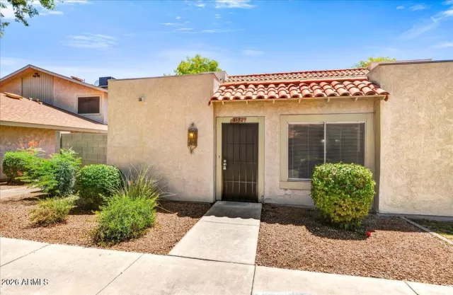 MLS: 7034779 Condo For Sale