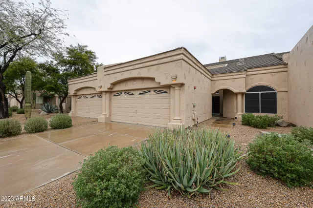 MLS: 7034780 Condo For Sale