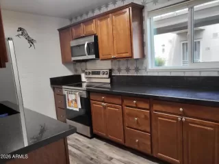 Photo #1: 7034892 Listing