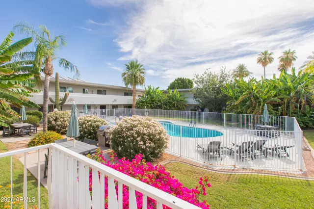 MLS: 7034989 Condo For Sale
