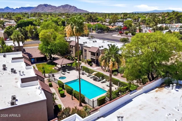 MLS: 7035108 Condo For Sale