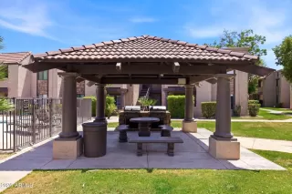 Photo #2: 7035108 Listing 