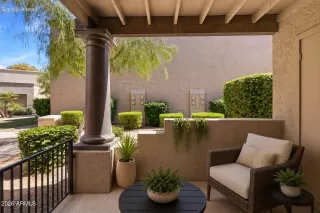 Photo #5: 7035108 Listing 