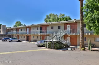 Photo #2: 7035268 Listing 
