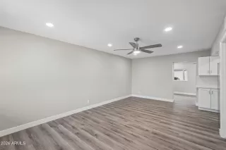Photo #5: 7035313 Listing