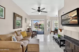 Photo #4: 7035337 Listing