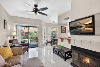 Photo #5: 7035337 Listing