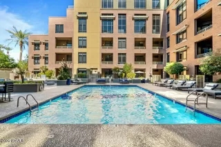 Photo #5: 7035507 Listing
